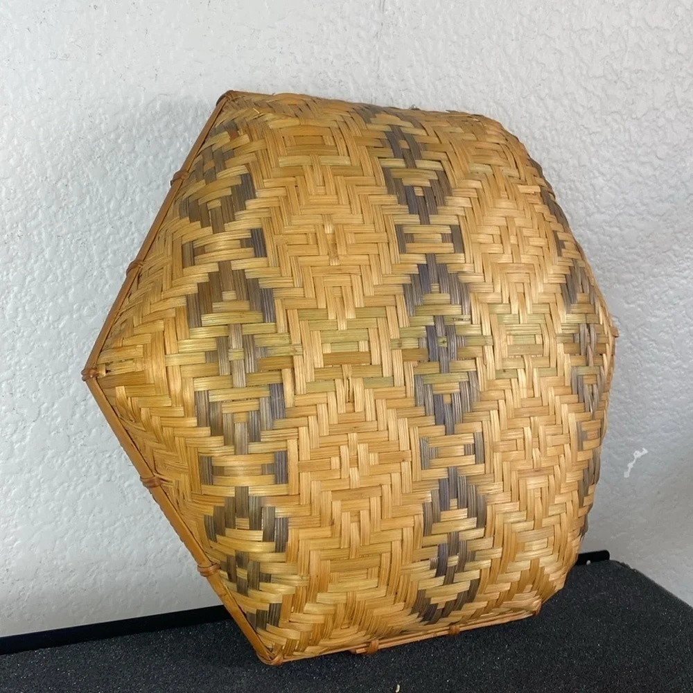 Vintage XO hexagon basket